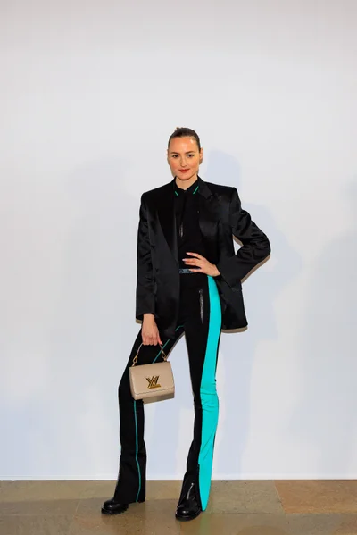 Look 17